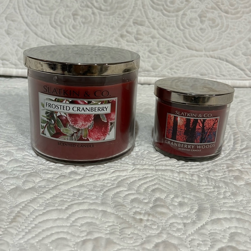 BB&W frosted cranberry theee wick and‎ cranberry woods single wick candles, new - Picture 1 of 15